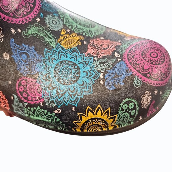 Crocs Dual Comfort Neria Pro II Paisley Print Women’s Nurse Clogs Sz. 9 Non-slip - Picture 4 of 14